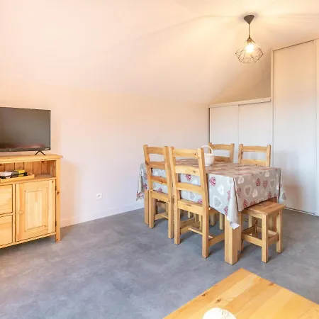 Apartment Les Huskies-51-appart Renove-6 Pers Saint-Sorlin-d'Arves